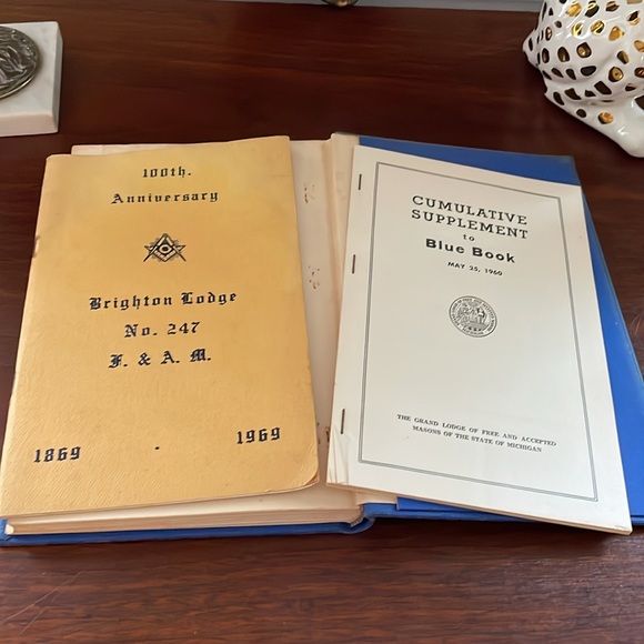 Bluebook, Michigan Masonic law book - Picture 8 of 8